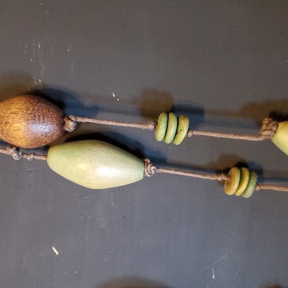 Necklace - Picture 2 of 2